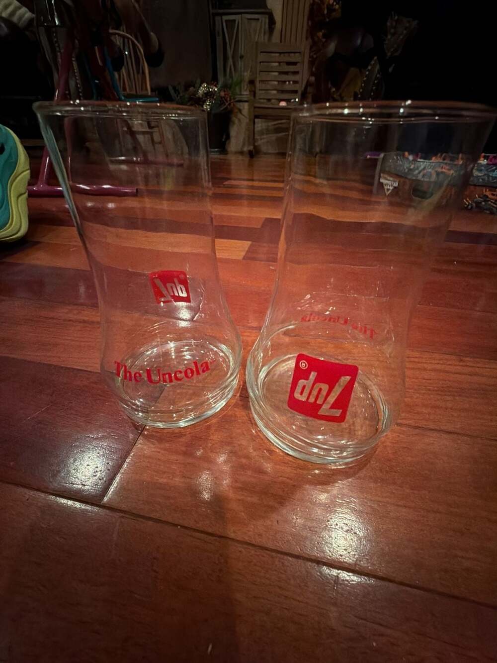 Set of 2 Vintage 7Up The Uncola Glassware